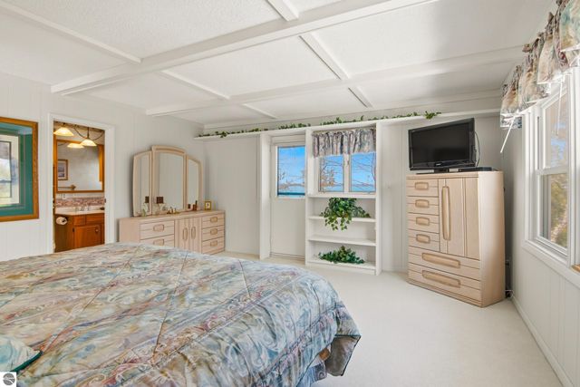 6250 Winters Trail, Kewadin, MI 49648