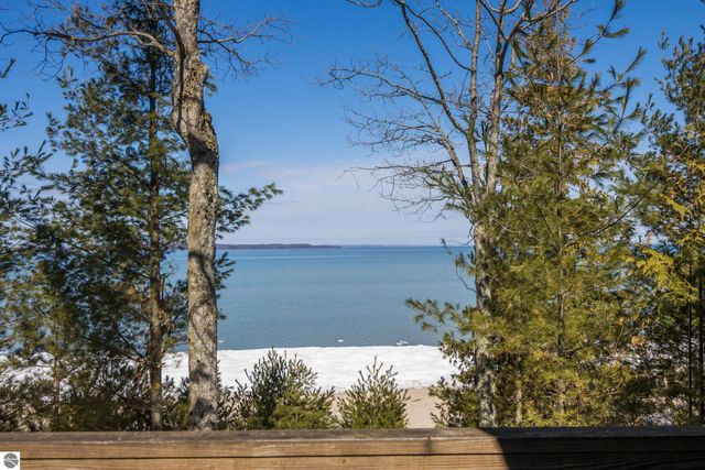 6250 Winters Trail, Kewadin, MI 49648