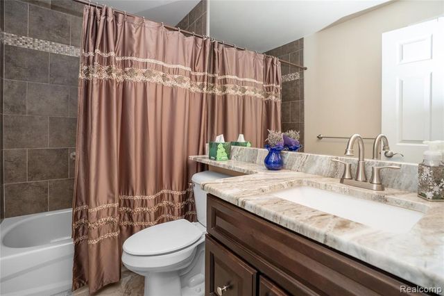 17404 Timber Drive, Macomb, MI 48042