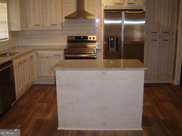 2809 16th Avenue, Valley, AL 36854