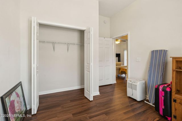 5050 PLAYPEN Drive 4-7, Jacksonville, FL 32210