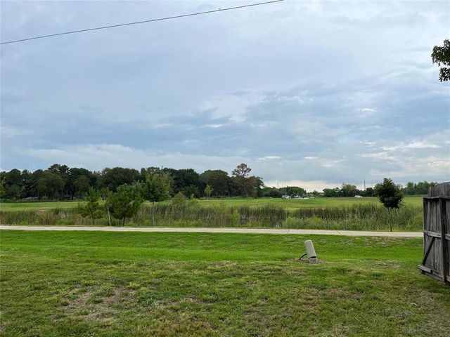 1604 Broken Arrow Street, Baytown, TX 77521