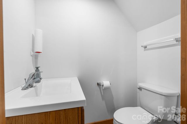 1750 Knollwood Circle, Morganton, NC 28655