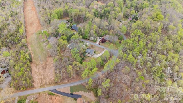 1750 Knollwood Circle, Morganton, NC 28655