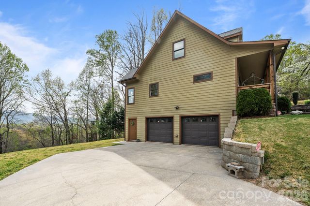 1750 Knollwood Circle, Morganton, NC 28655