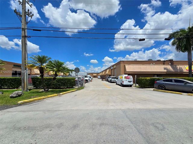 7909 NW 64th Street 7909, Medley, FL 33166