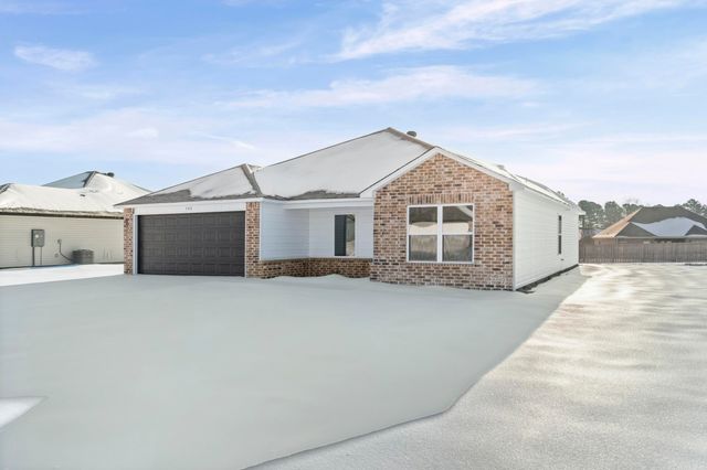 143 Jasmine Court, Beebe, AR 72012