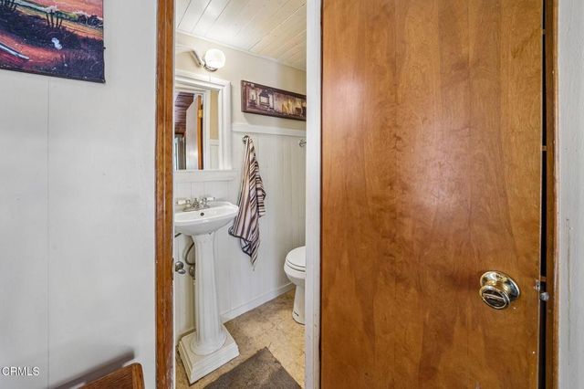 42795 Cougar Road, Big Bear Lake, CA 92315