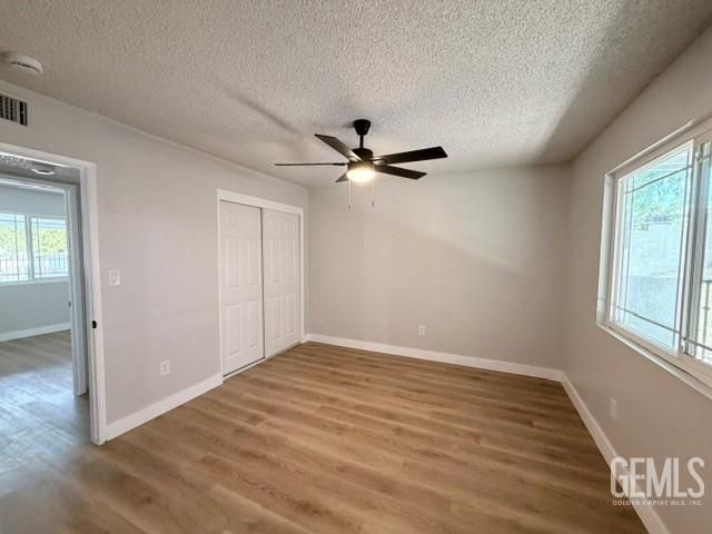 1105 S Oleander Avenue, Bakersfield, CA 93304