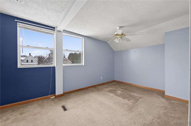 544 30th Street, Niagara Falls, NY 14301