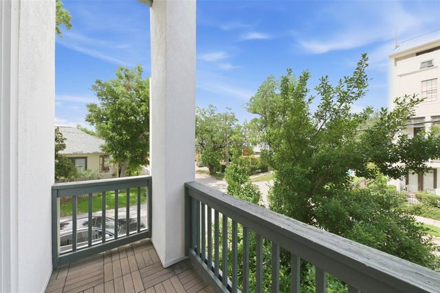 2702 Cortlandt Street, Houston, TX 77008