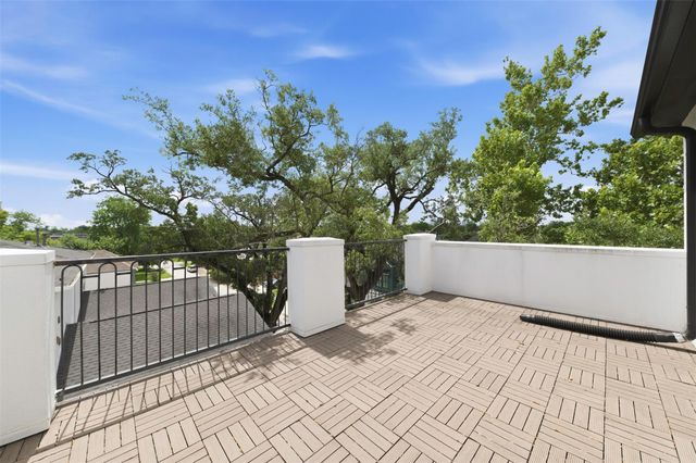 2702 Cortlandt Street, Houston, TX 77008