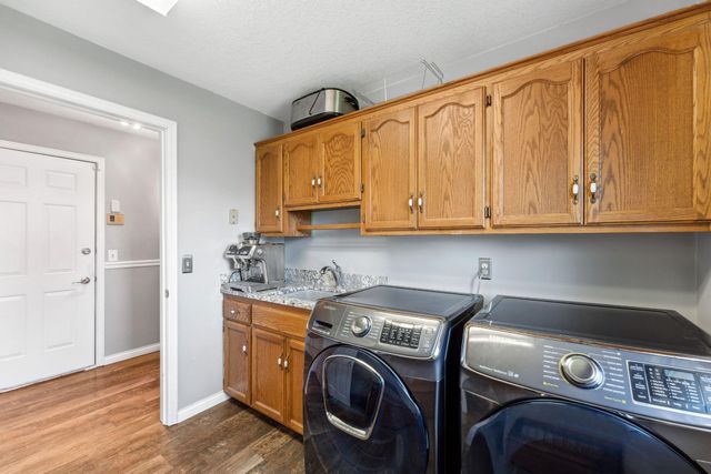 8700 Kilbirnie Terrace, Brooklyn Park, MN 55443