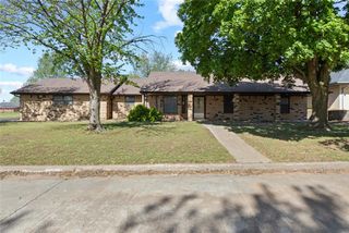 901 N Brewer Avenue, Hydro, OK 73048