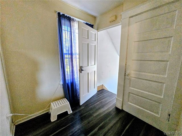 1726 Elmwood Avenue, Niagara Falls, NY 14301