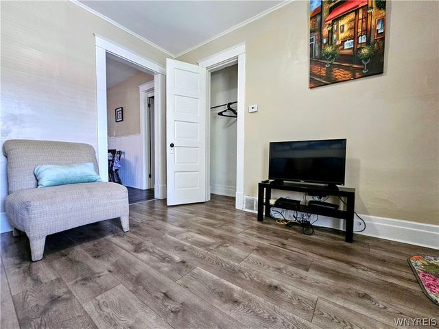 1726 Elmwood Avenue, Niagara Falls, NY 14301