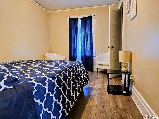 1726 Elmwood Avenue, Niagara Falls, NY 14301