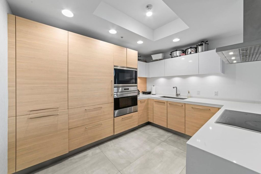 17111 Biscayne Boulevard 503, Aventura, FL 33160