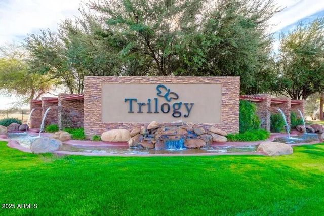 4536 E Strawberry Drive, Gilbert, AZ 85298