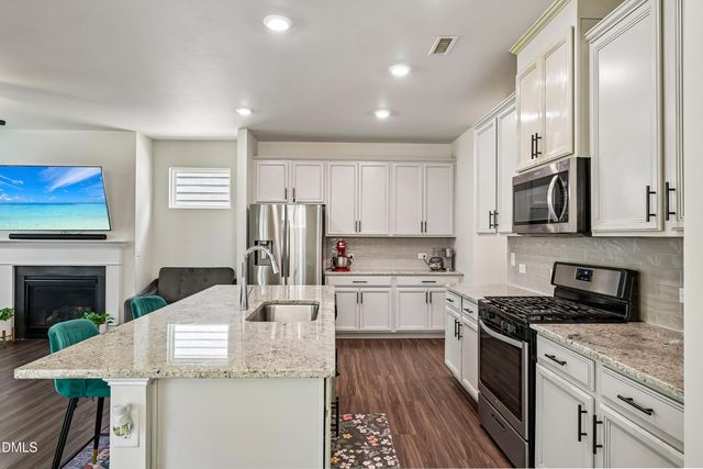 2234 Gregor Overlook Lane, Apex, NC 27502