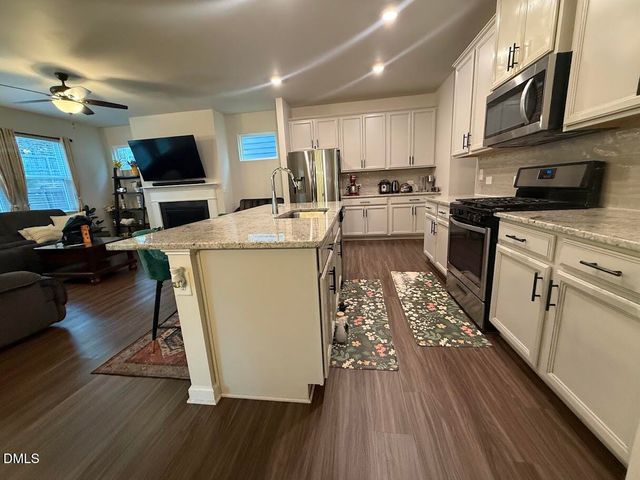 2234 Gregor Overlook Lane, Apex, NC 27502