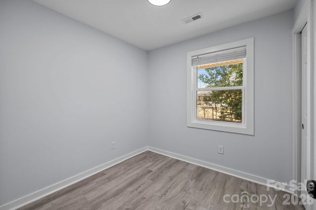 1008 Clanton Road, Charlotte, NC 28217