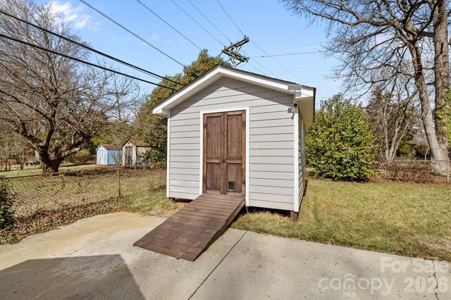 1008 Clanton Road, Charlotte, NC 28217