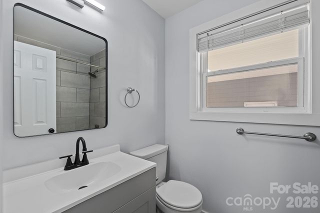 1008 Clanton Road, Charlotte, NC 28217