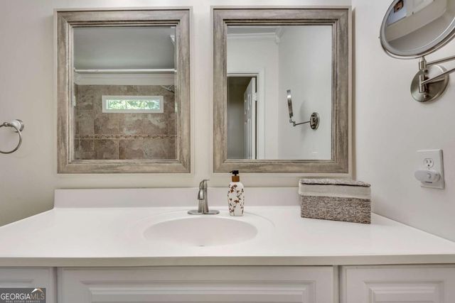 2802 Royal Bluff, Decatur, GA 30030