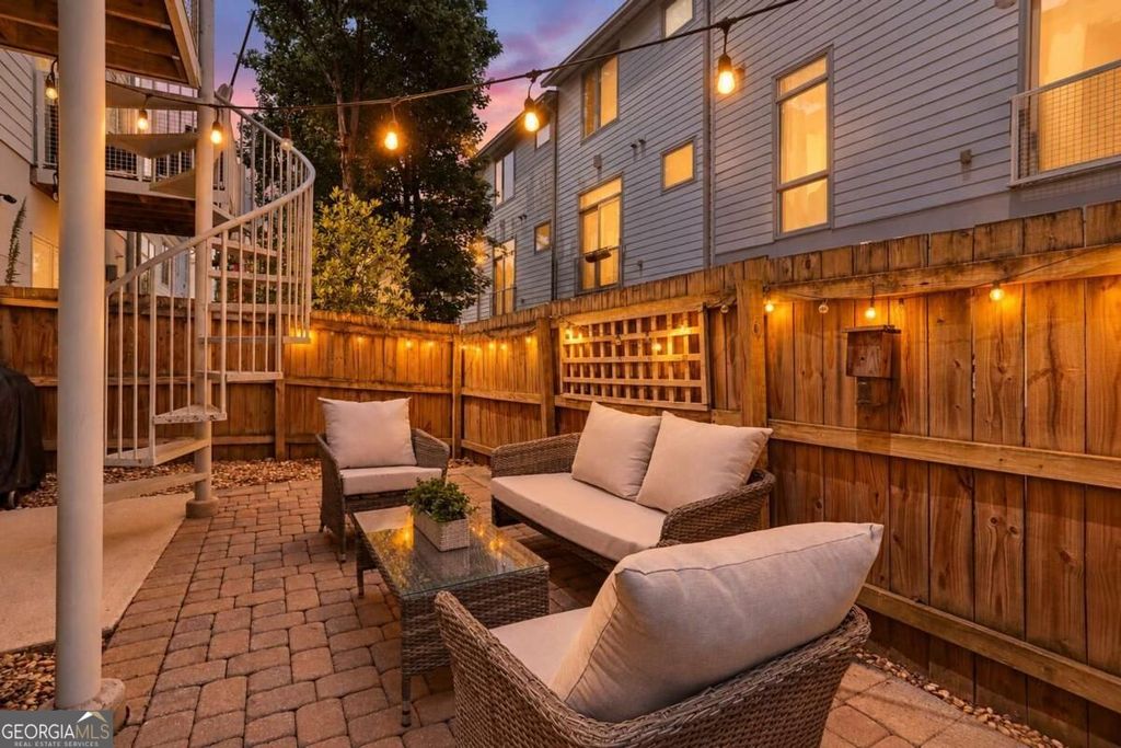 1357 Stirling Circle NW, Atlanta, GA 30318 — photo 2