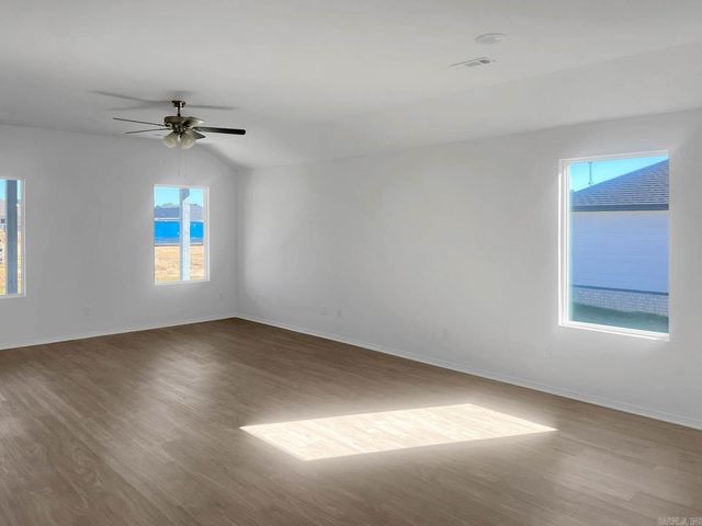 6328 Warwick Drive, Bryant, AR 72002