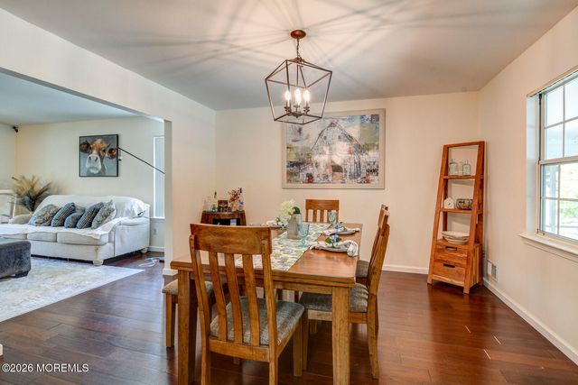 1276 Beauchamps Place, Toms River, NJ 08753