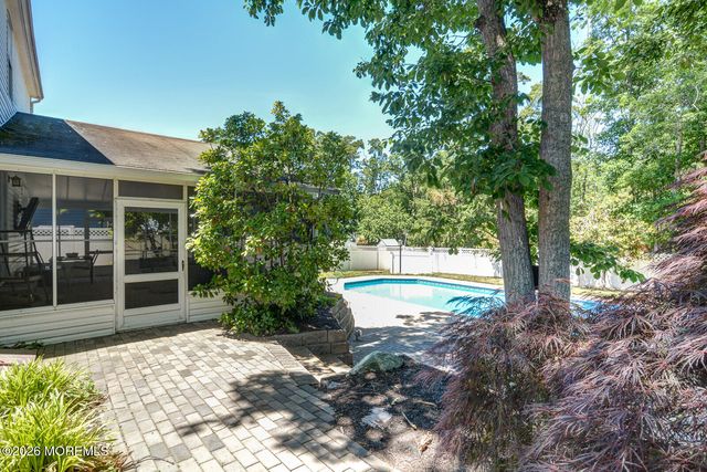 1276 Beauchamps Place, Toms River, NJ 08753