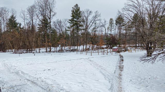 13 Jackson Road, Moreau, NY 12803