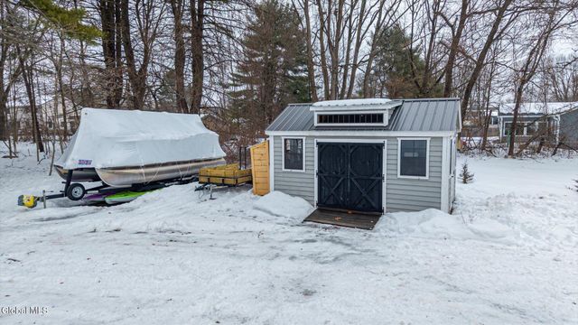 13 Jackson Road, Moreau, NY 12803