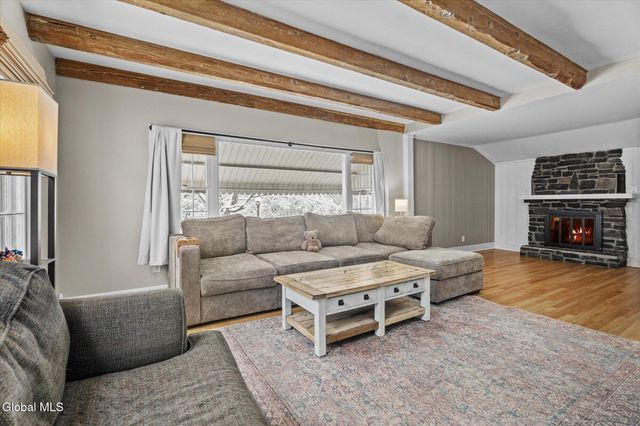 13 Jackson Road, Moreau, NY 12803