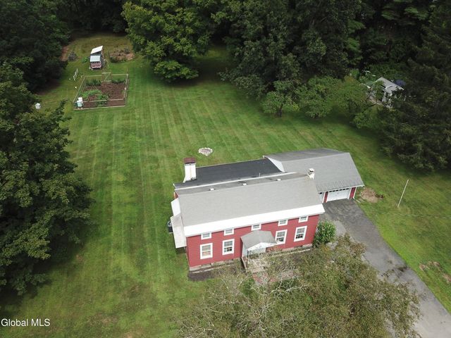 13 Jackson Road, Moreau, NY 12803