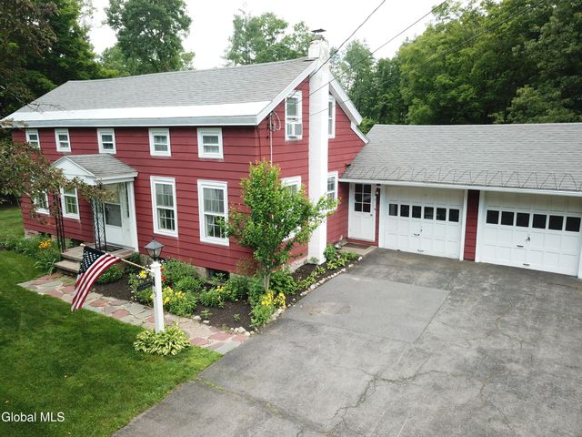 13 Jackson Road, Moreau, NY 12803