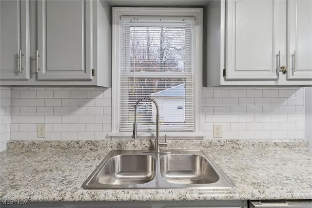 14104 Saybrook Avenue, Cleveland, OH 44105