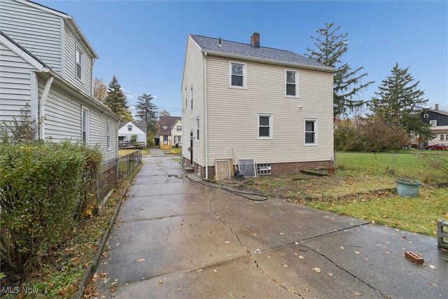 14104 Saybrook Avenue, Cleveland, OH 44105