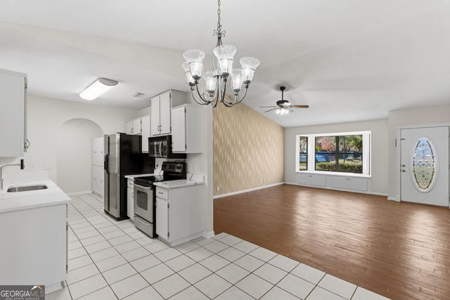 404 Westgate Circle, St. Marys, GA 31558