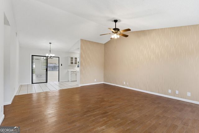 404 Westgate Circle, St. Marys, GA 31558