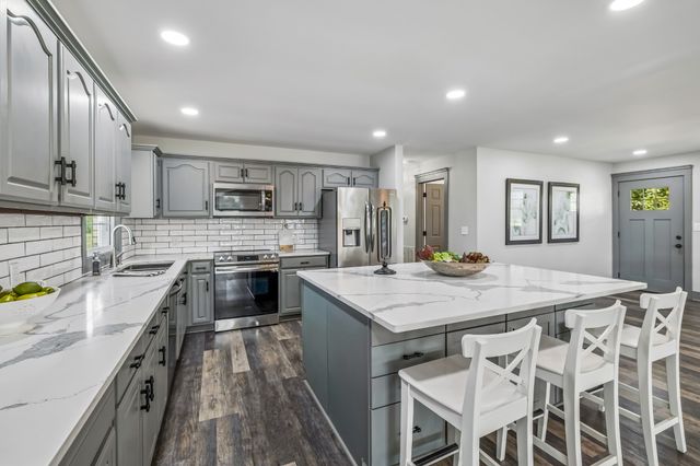 2484 Coles Ferry Pike, Lebanon, TN 37087