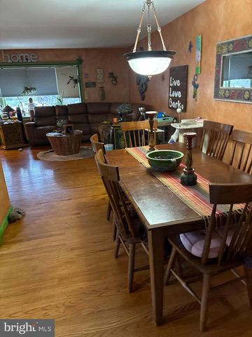 8941 DEWEES ST, Philadelphia, PA 19152