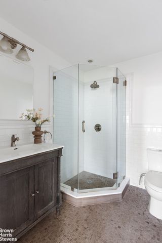 408 CONVENT Avenue, New York City, NY 10031