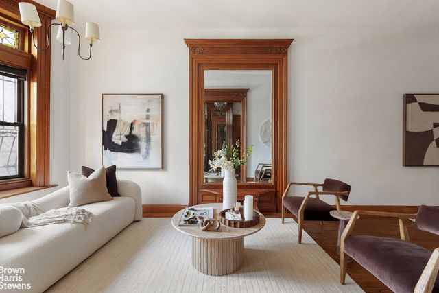 408 CONVENT Avenue, New York City, NY 10031