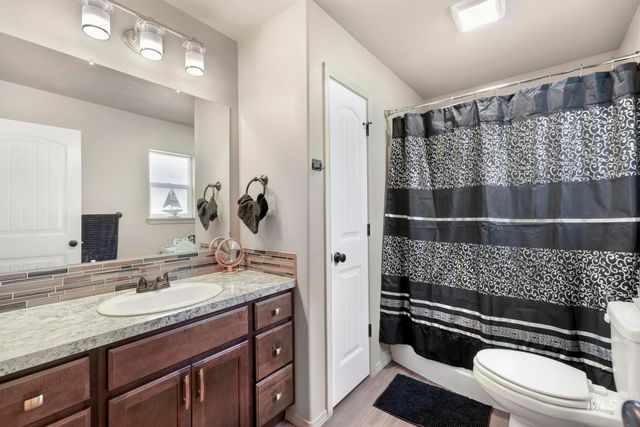 523 W Avenue H, Jerome, ID 83338