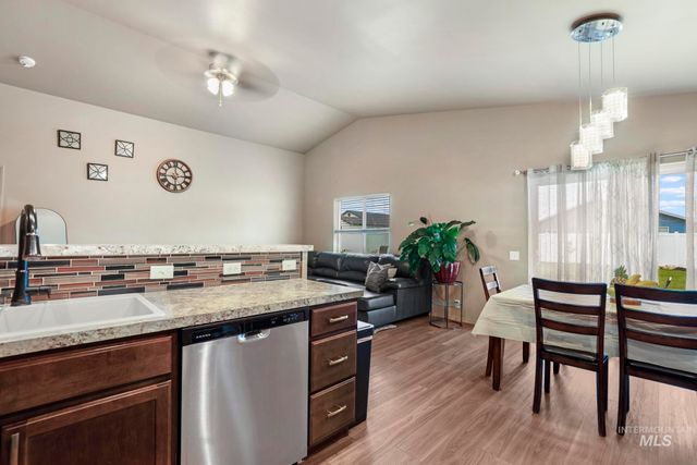 523 W Avenue H, Jerome, ID 83338