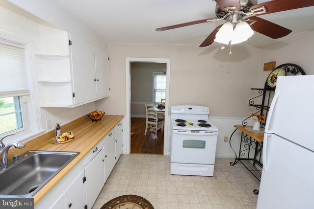 824 ARMSTRONG AVE, Hagerstown, MD 21740