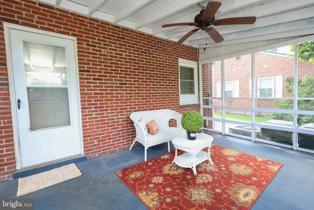 824 ARMSTRONG AVE, Hagerstown, MD 21740
